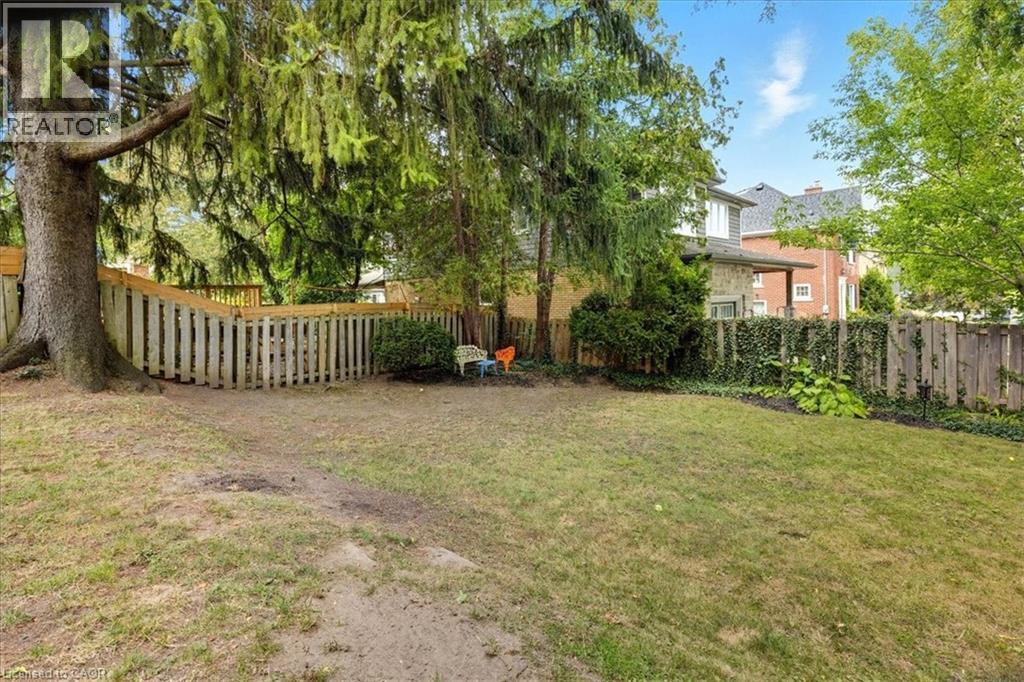 240 Cameron Street N, Kitchener, Ontario  N2H 3B4 - Photo 39 - 40766283