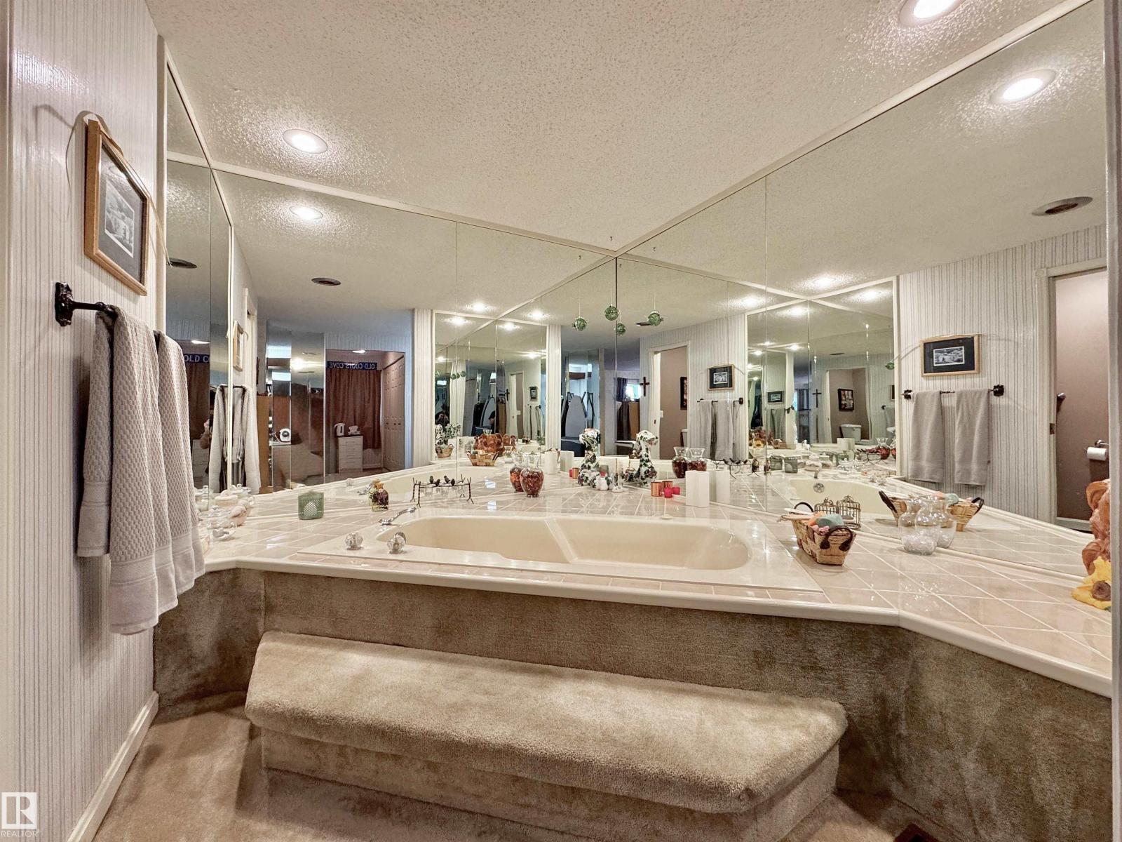 1035 109 St Nw, Edmonton, Alberta  T6J 5G2 - Photo 24 - E4467514