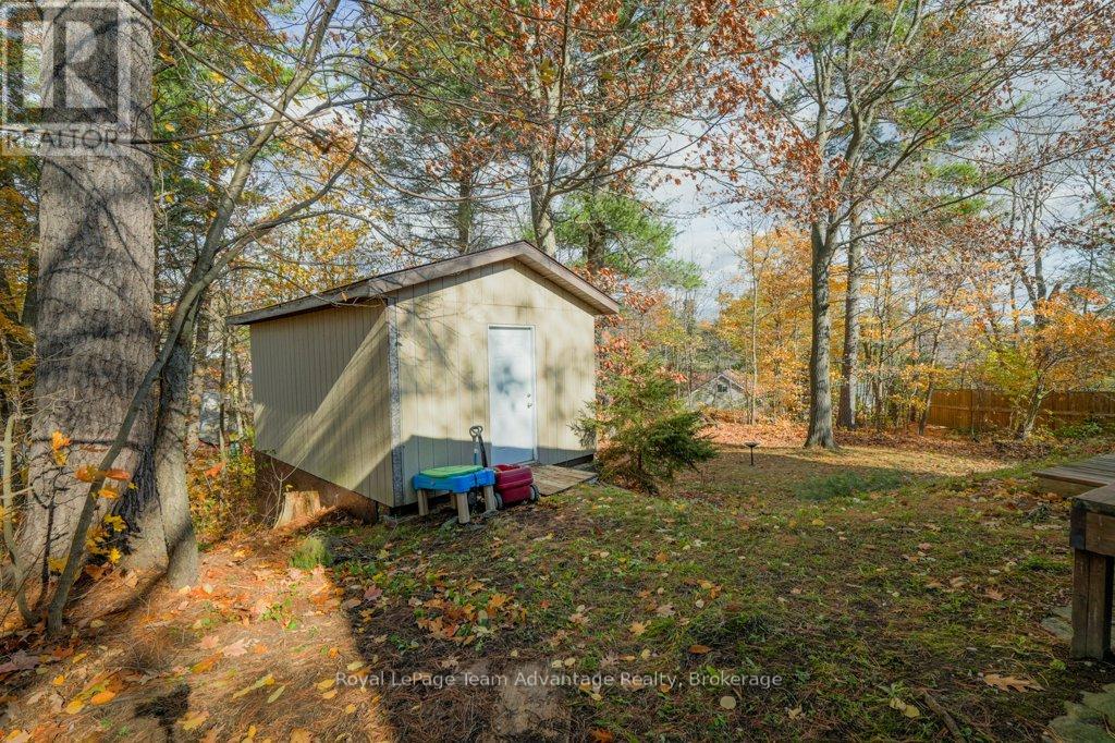 22 Virginia Heights, Parry Sound, Ontario  P2A 3A8 - Photo 34 - X12605056