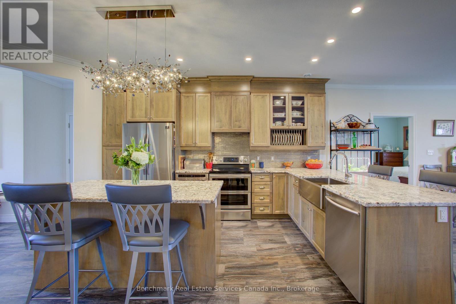 33 - 375 Mitchell Road S, North Perth, Ontario  N4W 0H4 - Photo 9 - X12605166