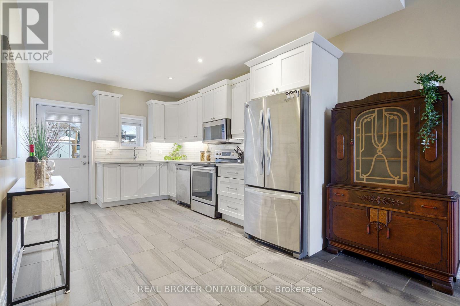 232 Wellington Street N, Hamilton, Ontario  L8L 5A8 - Photo 11 - X12604916