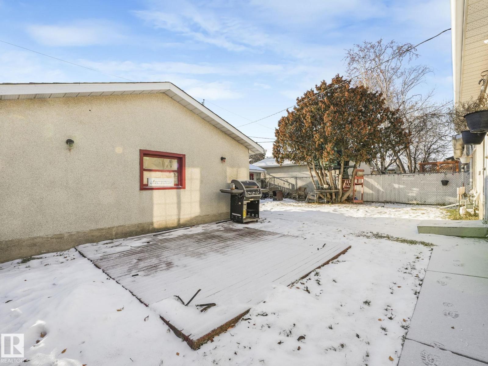 16507 91 Av Nw, Edmonton, Alberta  T5R 5A3 - Photo 12 - E4467518