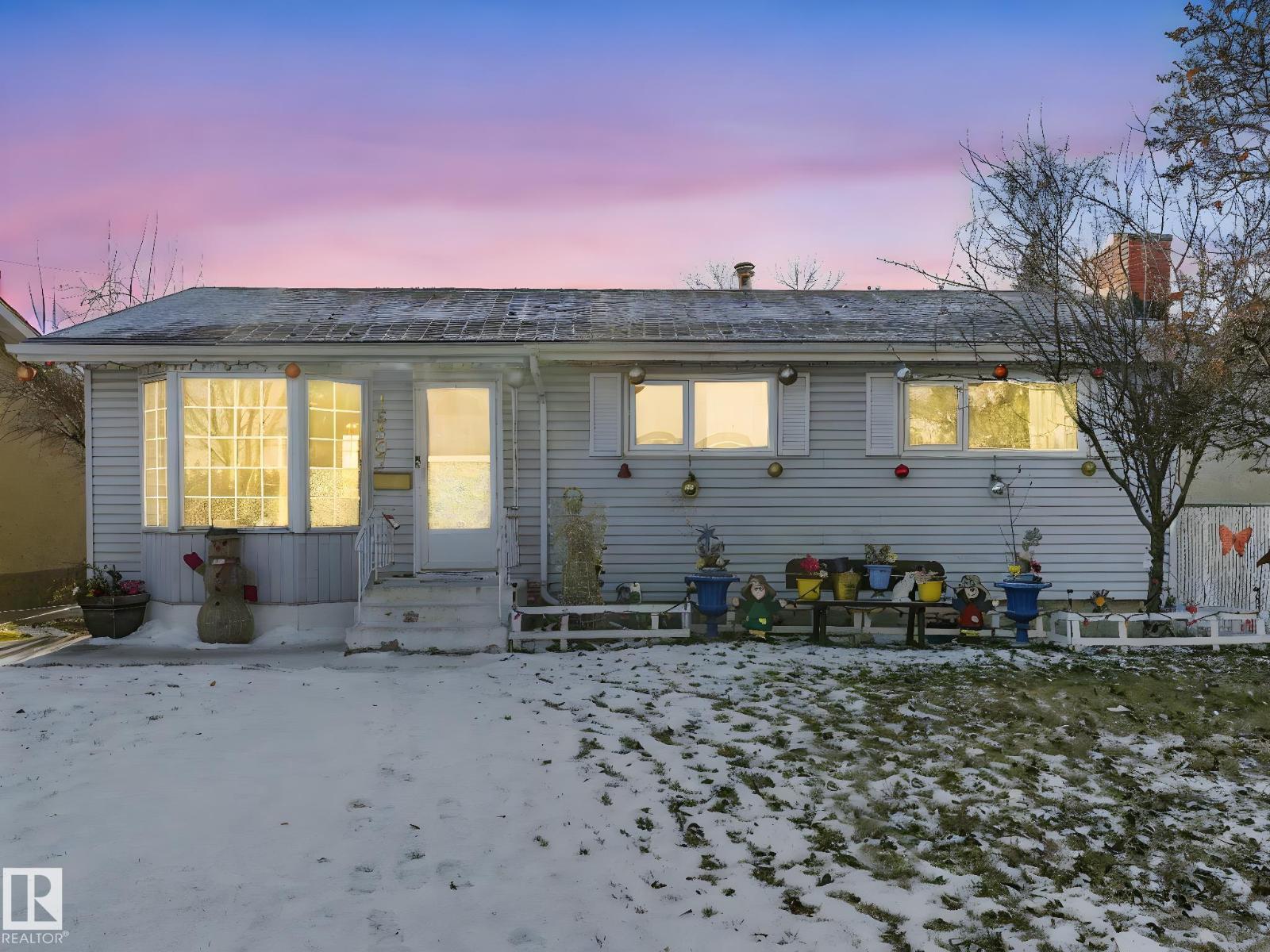 16507 91 Av Nw, Edmonton, Alberta  T5R 5A3 - Photo 2 - E4467518