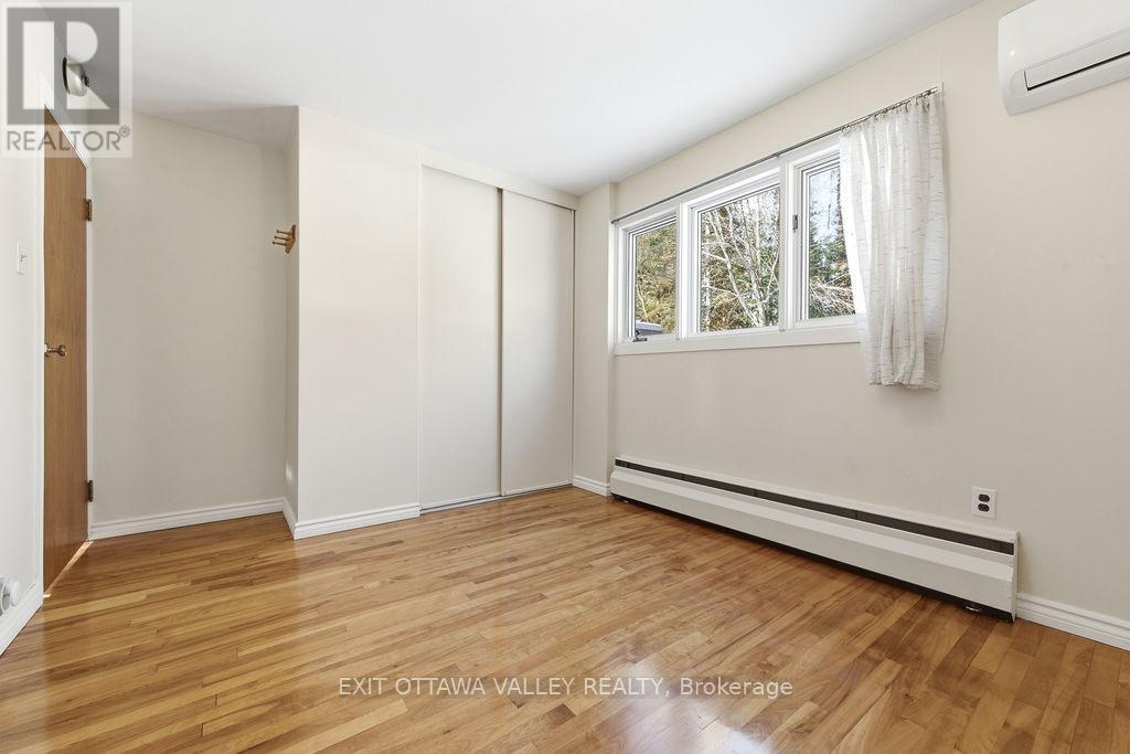 3 Newton Crescent, Deep River, Ontario  K0J 1P0 - Photo 19 - X12605238