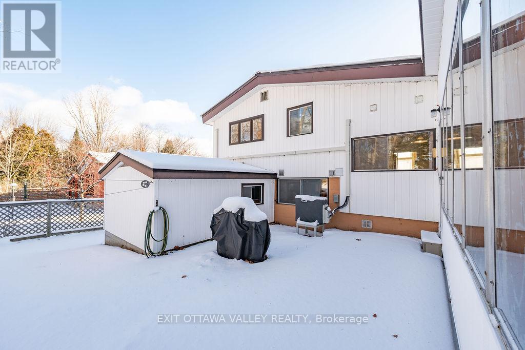3 Newton Crescent, Deep River, Ontario  K0J 1P0 - Photo 32 - X12605238
