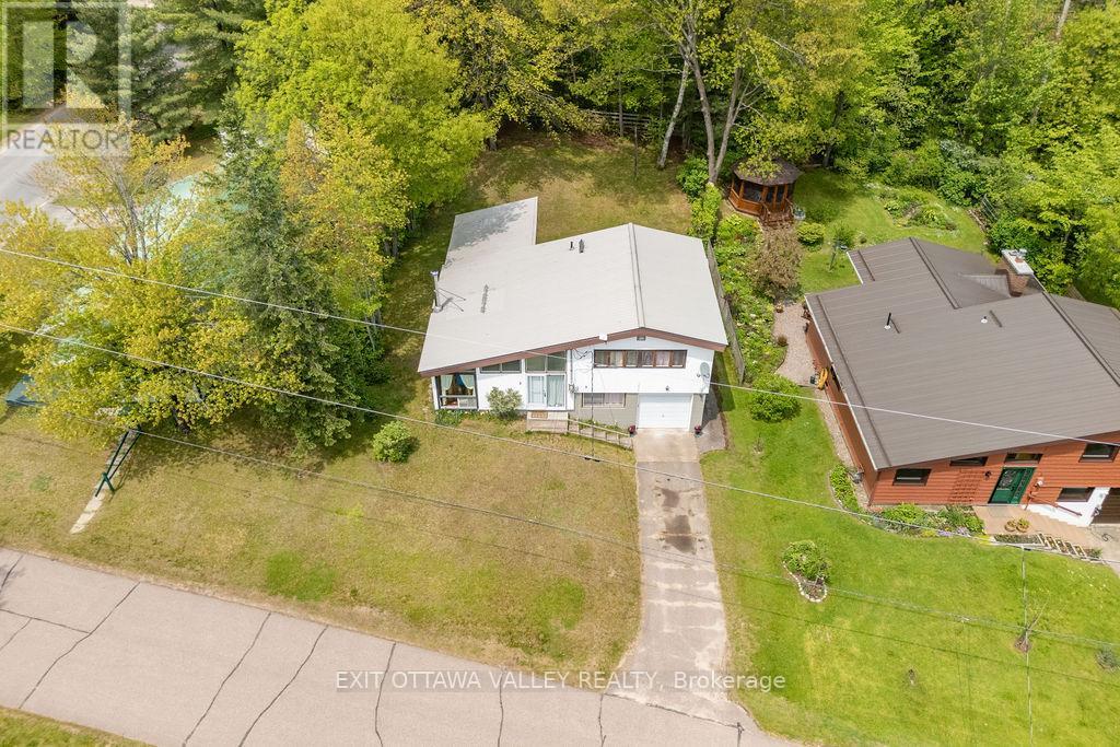 3 Newton Crescent, Deep River, Ontario  K0J 1P0 - Photo 41 - X12605238