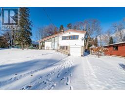 3 NEWTON CRESCENT, Deep River, Ontario