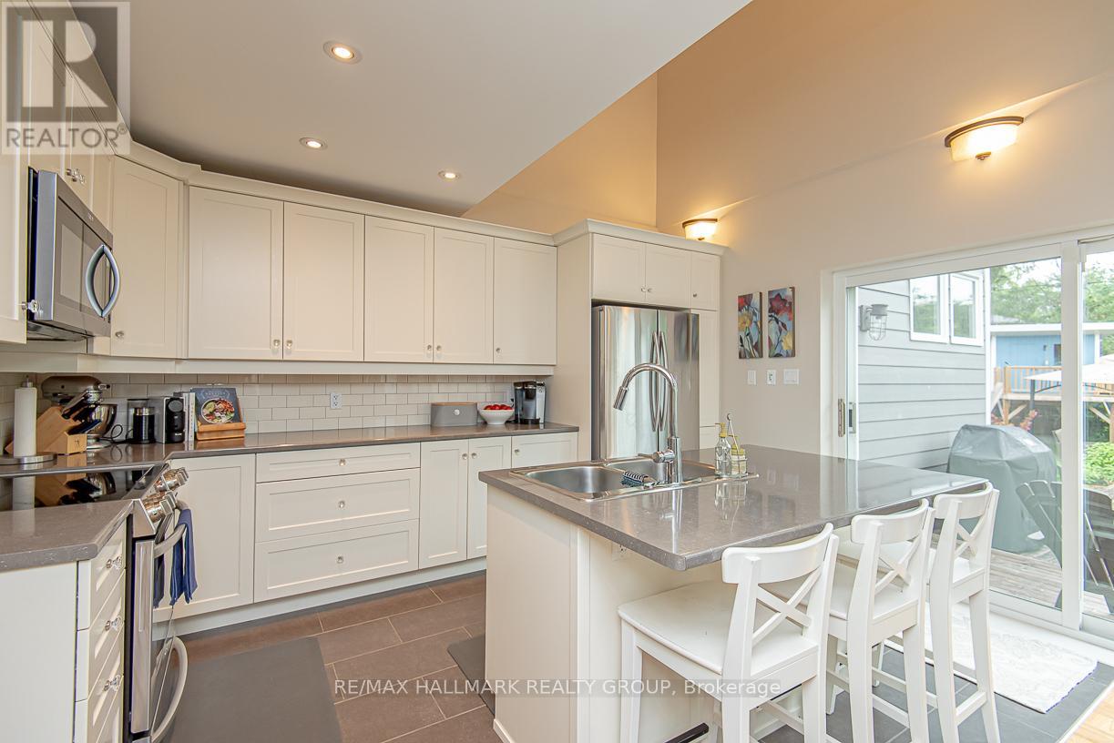 875 Kingsmere Avenue, Ottawa, Ontario  K2A 3J8 - Photo 14 - X12605050