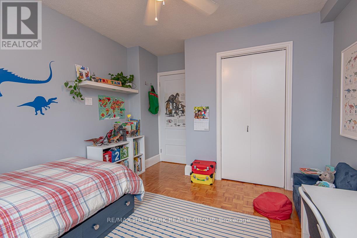 875 Kingsmere Avenue, Ottawa, Ontario  K2A 3J8 - Photo 24 - X12605050