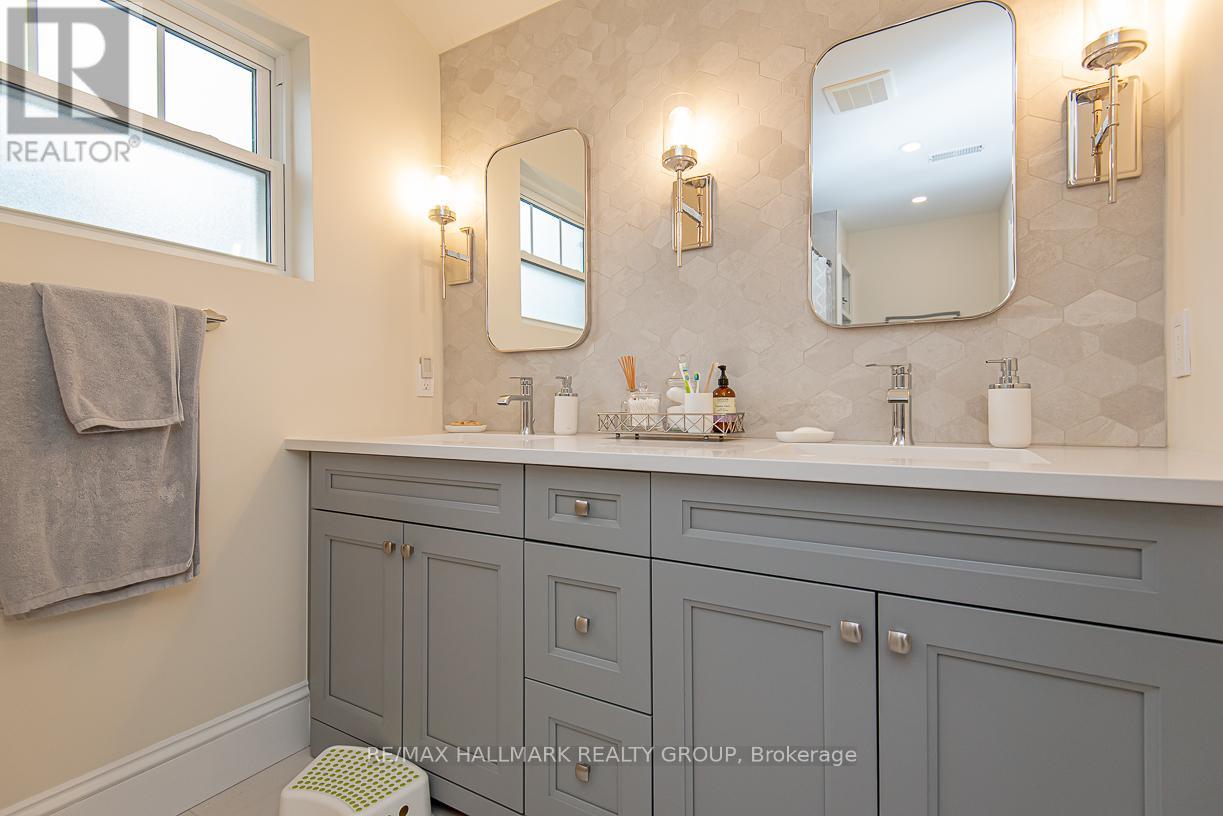 875 Kingsmere Avenue, Ottawa, Ontario  K2A 3J8 - Photo 26 - X12605050