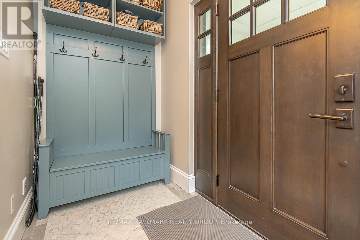 875 Kingsmere Avenue, Ottawa, Ontario  K2A 3J8 - Photo 5 - X12605050