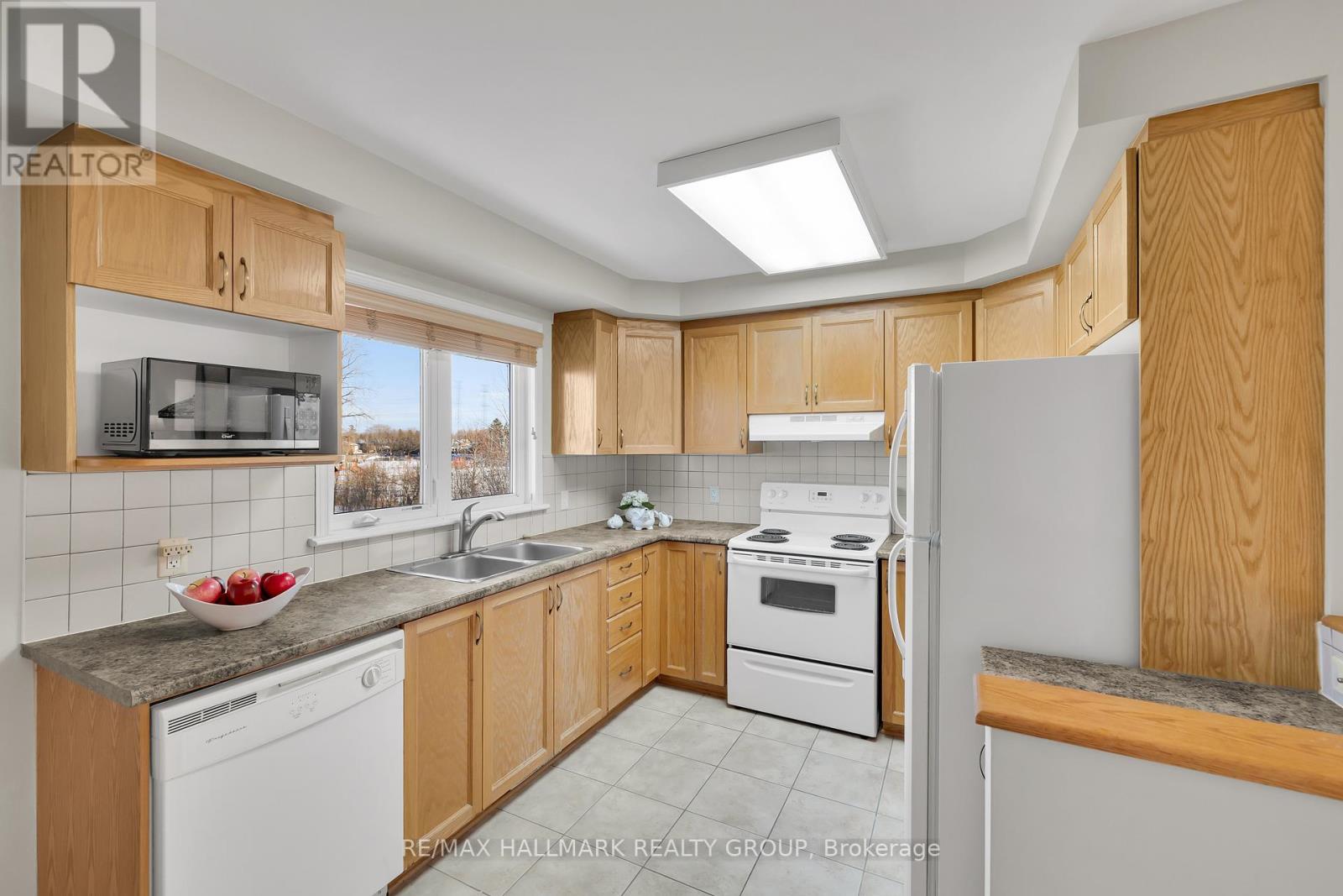 4 - 577 Reardon Private, Ottawa, Ontario  K1V 2K9 - Photo 16 - X12605084