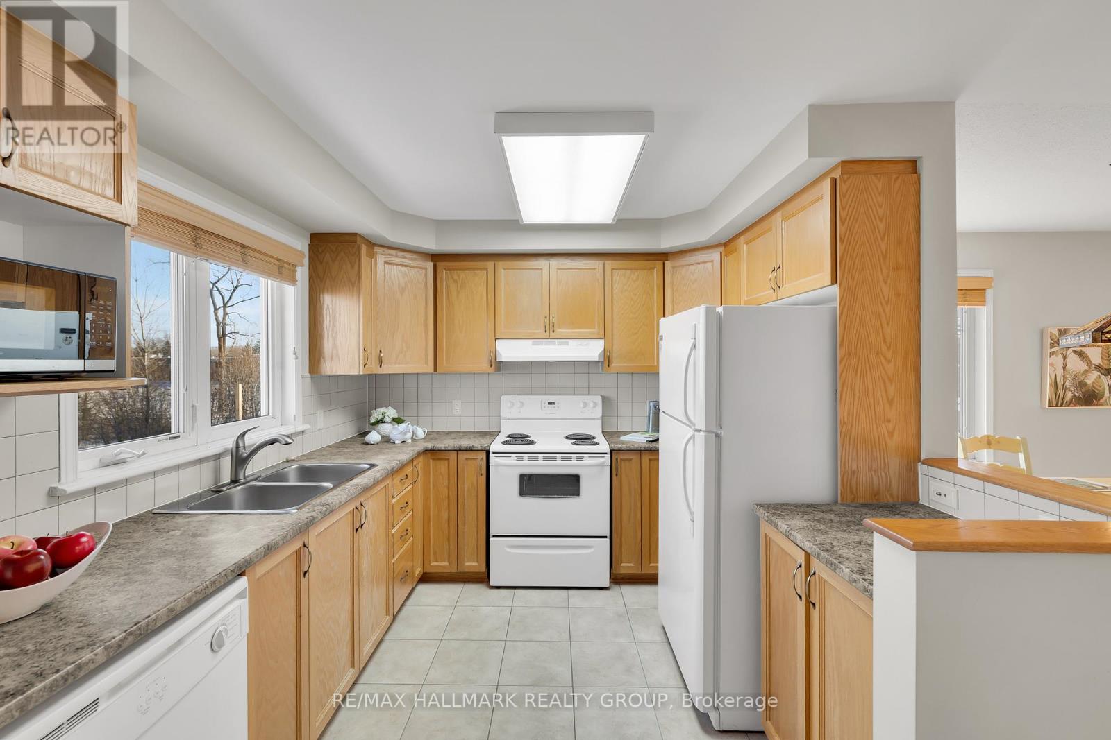 4 - 577 Reardon Private, Ottawa, Ontario  K1V 2K9 - Photo 19 - X12605084