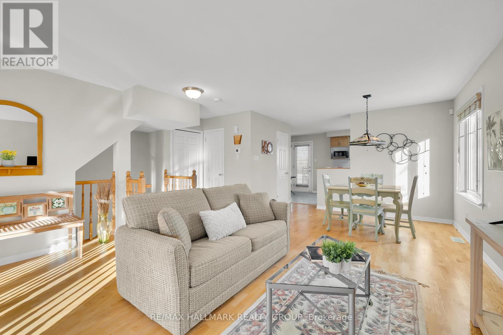 4 - 577 Reardon Private, Ottawa, Ontario  K1V 2K9 - Photo 7 - X12605084