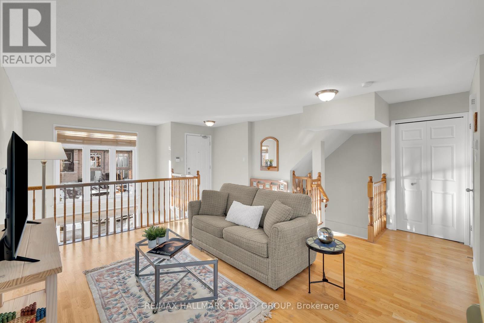 4 - 577 Reardon Private, Ottawa, Ontario  K1V 2K9 - Photo 8 - X12605084