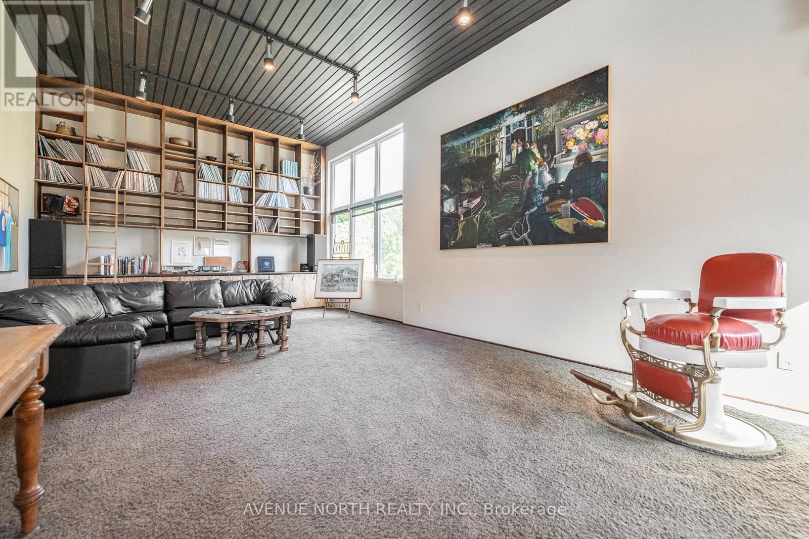 201 Latchford Road, Ottawa, Ontario  K1Z 5W1 - Photo 19 - X12605236