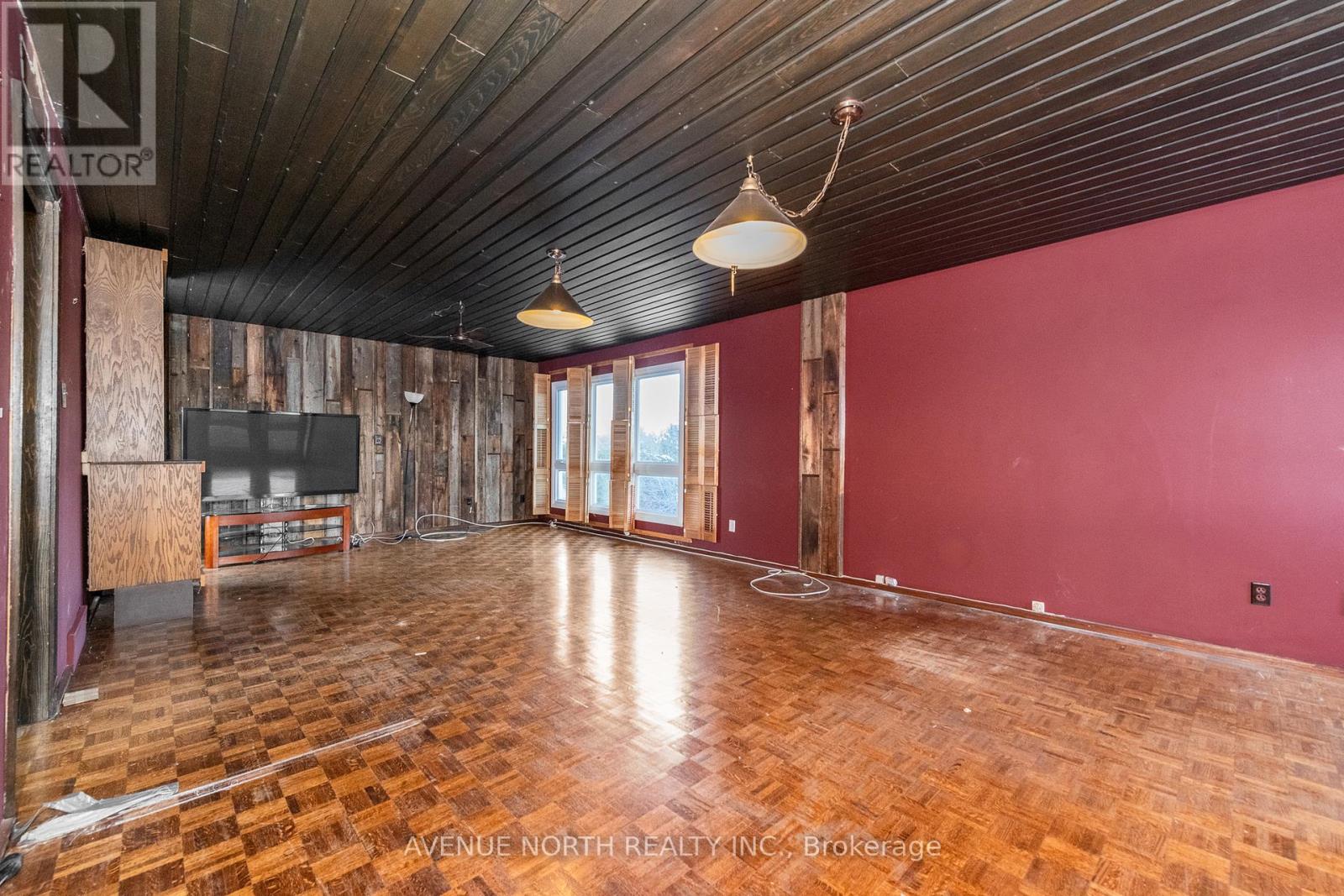 201 Latchford Road, Ottawa, Ontario  K1Z 5W1 - Photo 24 - X12605236