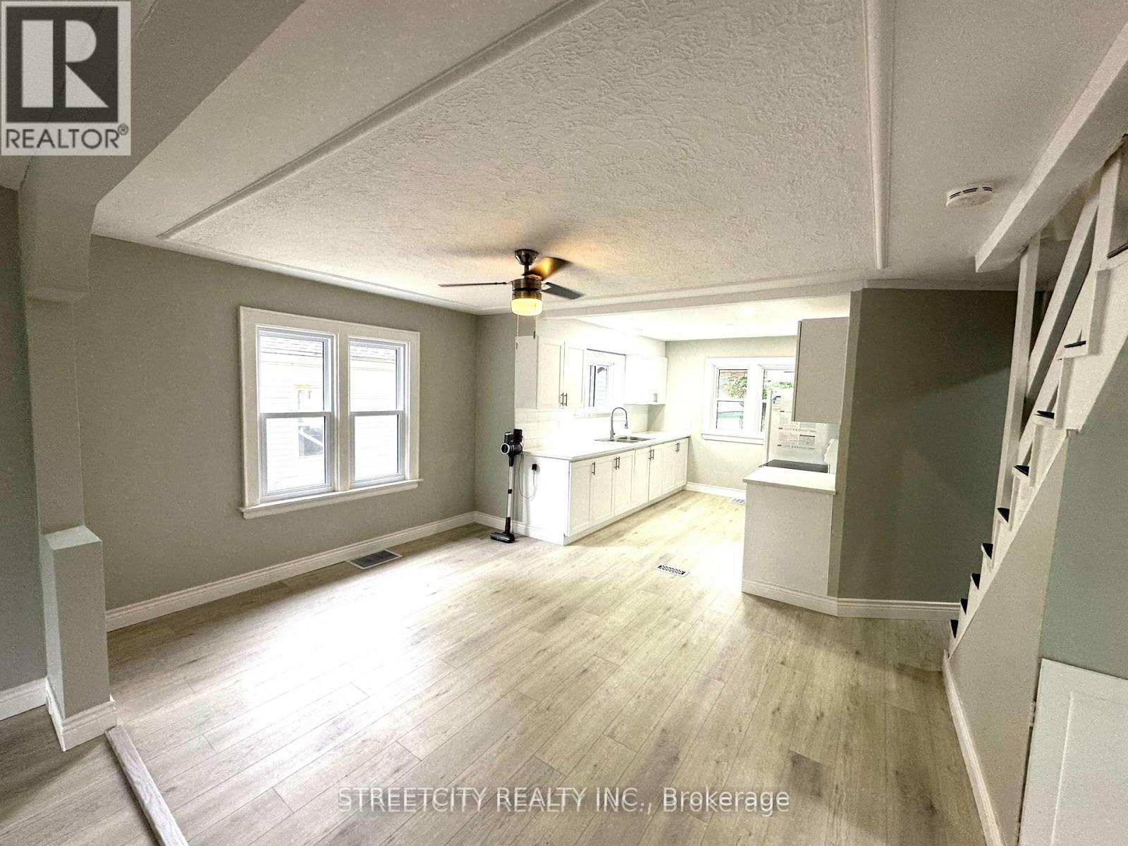 437 Charlotte Street, London East, Ontario  N5W 4A5 - Photo 12 - X12605046