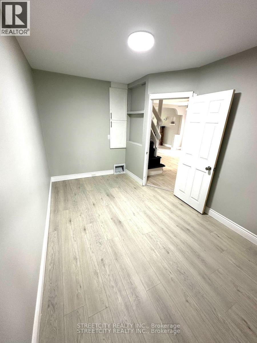 437 Charlotte Street, London East, Ontario  N5W 4A5 - Photo 16 - X12605046