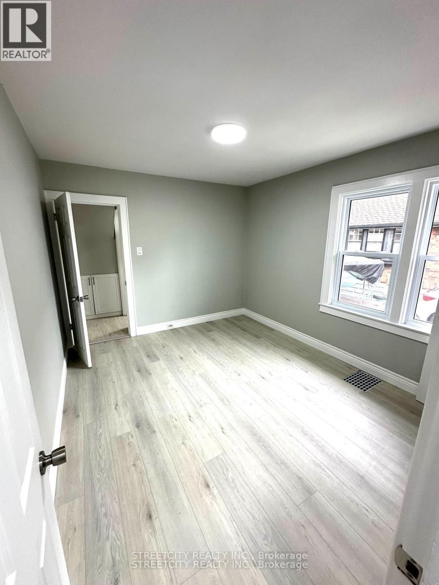 437 Charlotte Street, London East, Ontario  N5W 4A5 - Photo 8 - X12605046