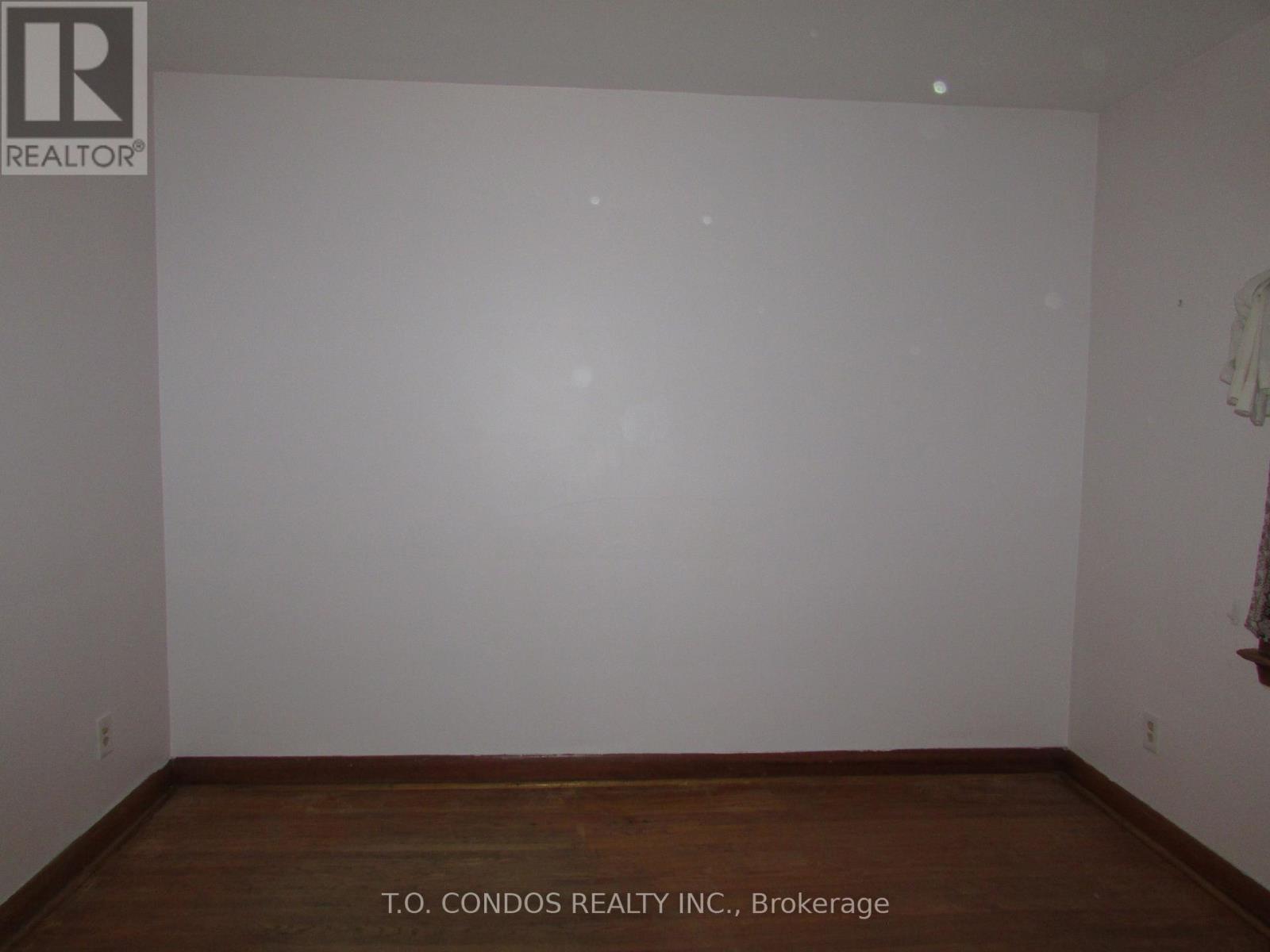 21 Black Creek Boulevard, Toronto, Ontario  M6N 2K6 - Photo 12 - W12596226