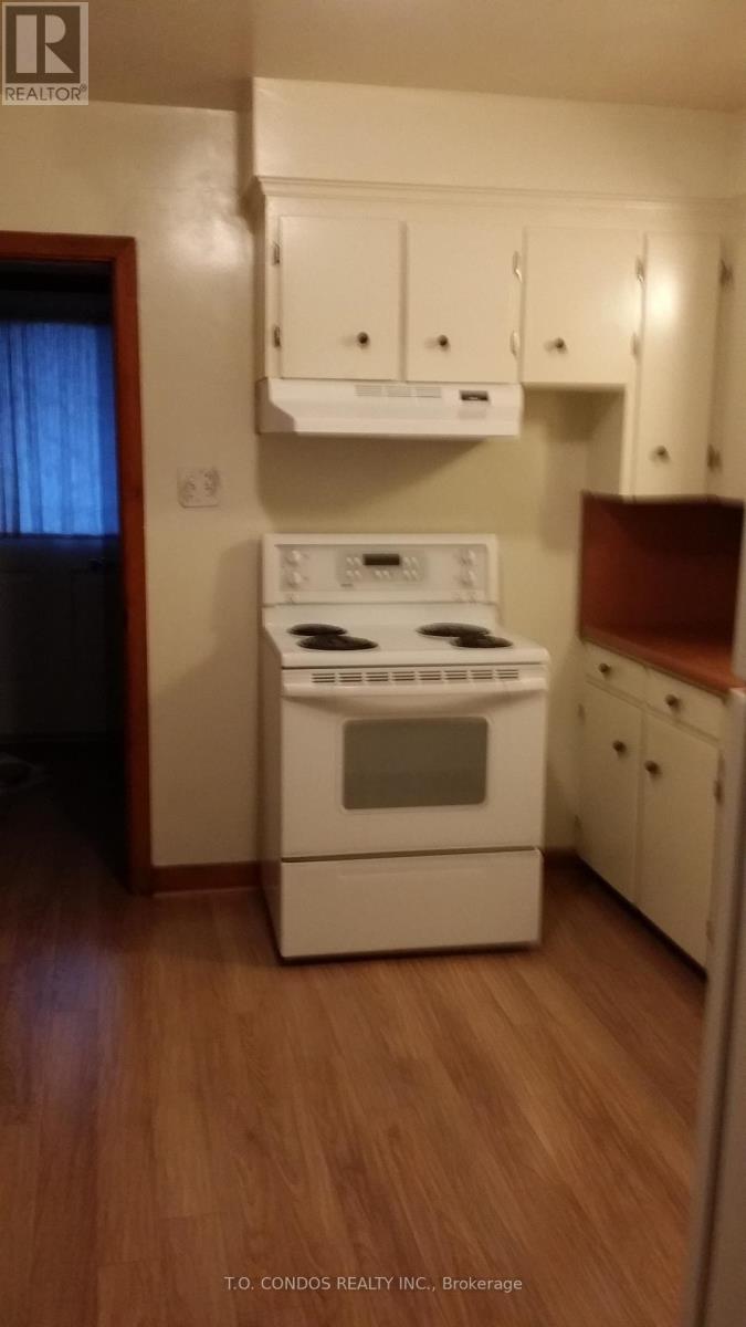 21 Black Creek Boulevard, Toronto, Ontario  M6N 2K6 - Photo 6 - W12596226