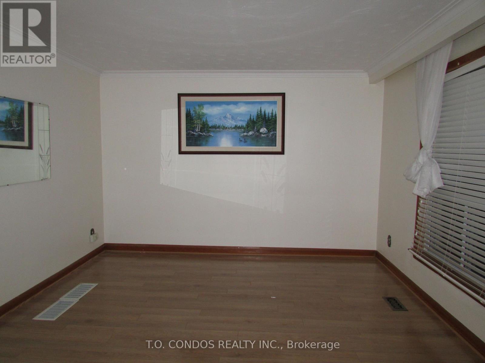 21 Black Creek Boulevard, Toronto, Ontario  M6N 2K6 - Photo 9 - W12596226