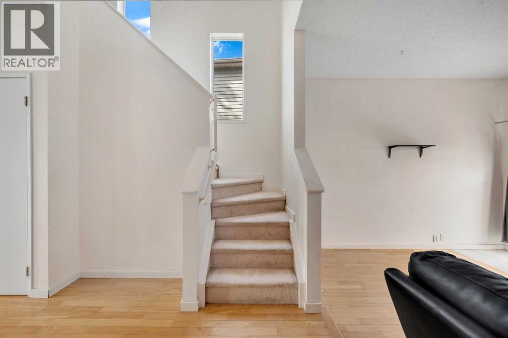 137 Martinpark Way Ne, Calgary, Alberta  T3J 3M8 - Photo 10 - A2273200