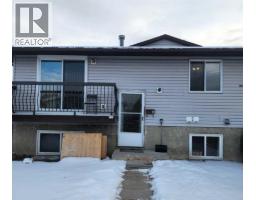 B, 1404 43 Street SE Forest Lawn