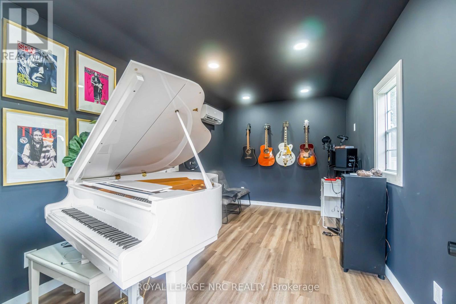 252 Emerick Avenue, Fort Erie, Ontario  L2A 2W5 - Photo 19 - X12605196