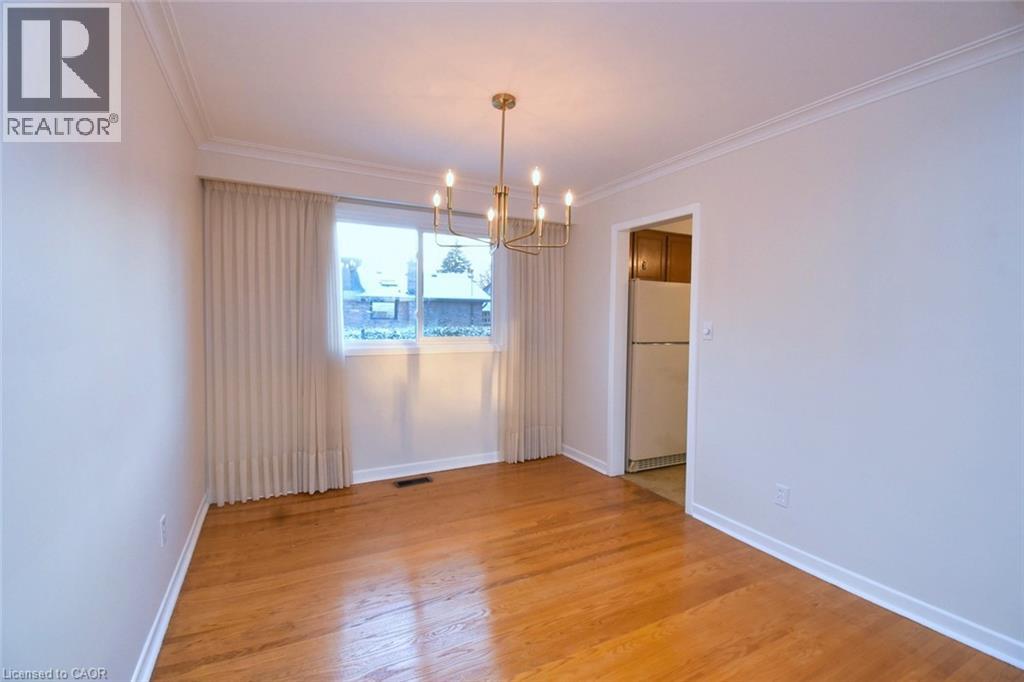 510 Cumberland Avenue, Burlington, Ontario  L7N 2X2 - Photo 4 - 40780907