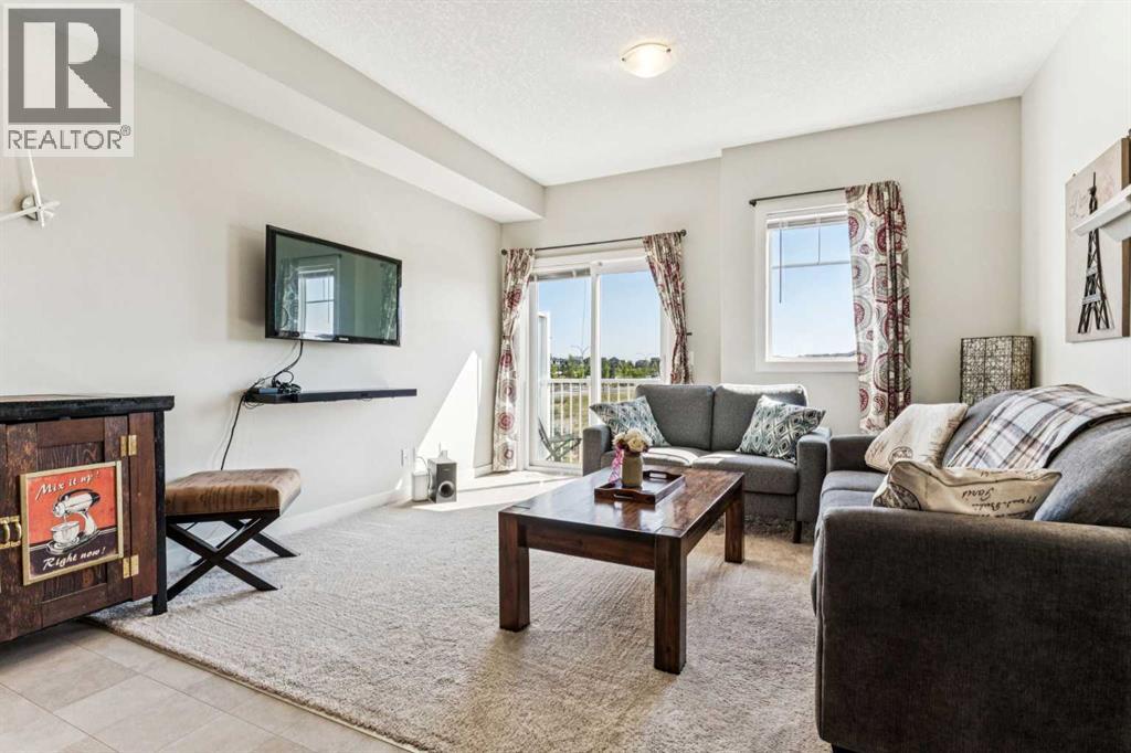 79 Redstone Circle Ne, Calgary, Alberta  T3N 0M8 - Photo 9 - A2253080