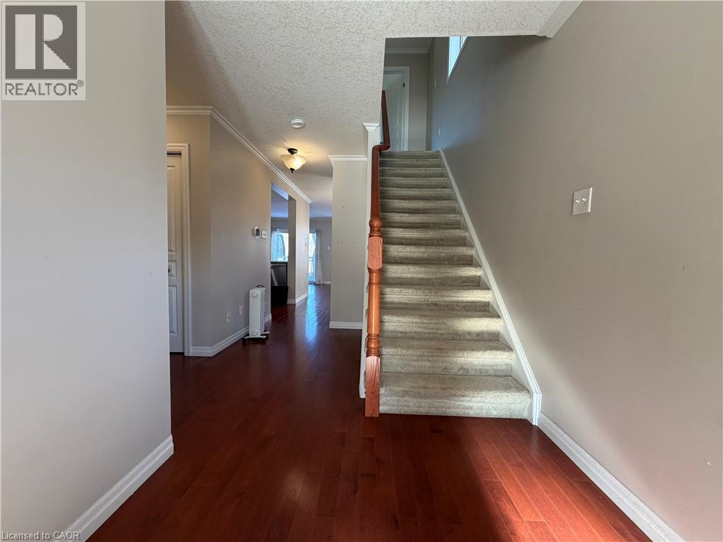 105 Pinnacle Drive Unit# 55, Kitchener, Ontario  N2P 1B8 - Photo 2 - 40792245