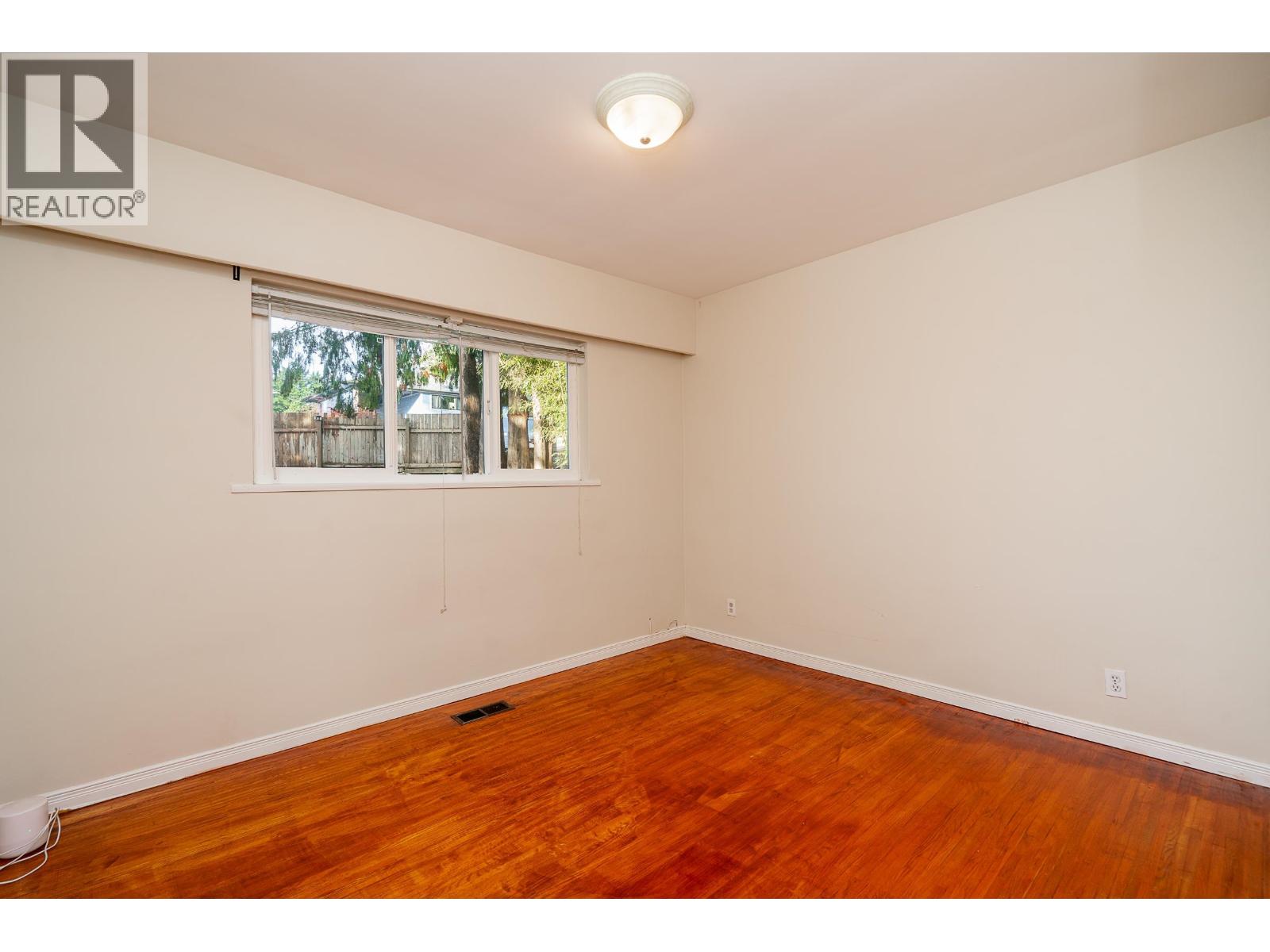 1648 Scarborough Crescent, Port Coquitlam, British Columbia V3C 2R1 - Photo 13 - R3072032