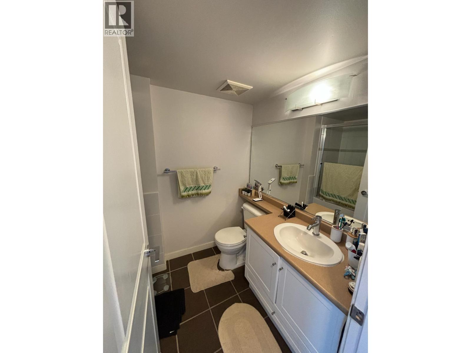 307 814 Royal Avenue, New Westminster, British Columbia  V3M 1J9 - Photo 7 - R3072359