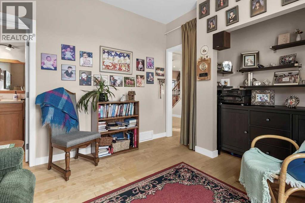 4504 70 Street Nw, Calgary, Alberta  T3B 2K6 - Photo 19 - A2270830