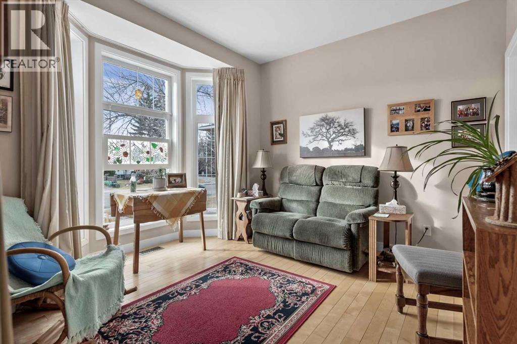 4504 70 Street Nw, Calgary, Alberta  T3B 2K6 - Photo 18 - A2270830