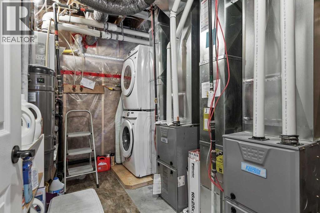 4504 70 Street Nw, Calgary, Alberta  T3B 2K6 - Photo 45 - A2270830