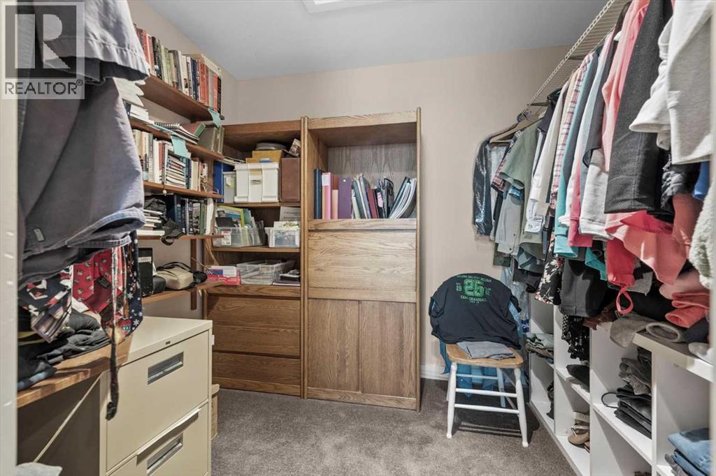 4504 70 Street Nw, Calgary, Alberta  T3B 2K6 - Photo 29 - A2270830