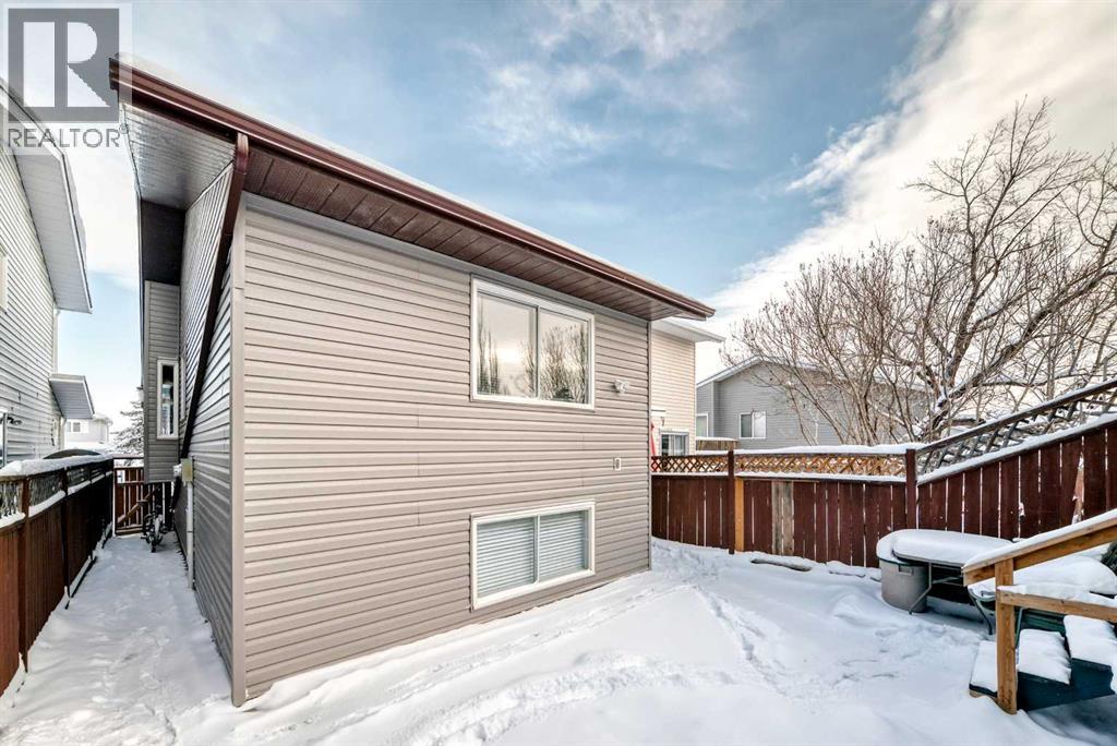 219 Sandstone Drive Nw, Calgary, Alberta  t3k 3b9 - Photo 29 - A2272588