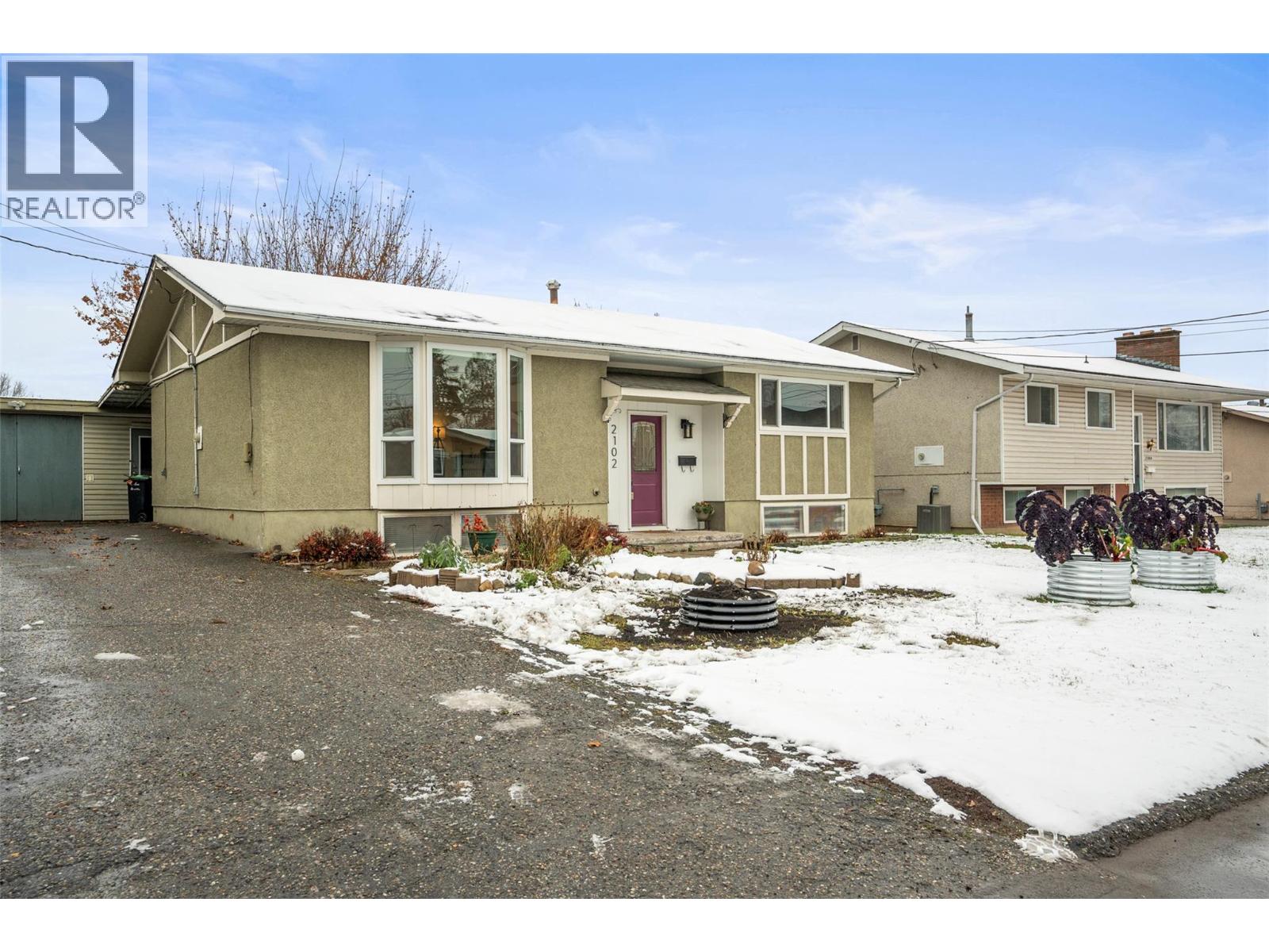 2102 41 Avenue, Vernon, British Columbia  V1T 3G8 - Photo 42 - 10370656