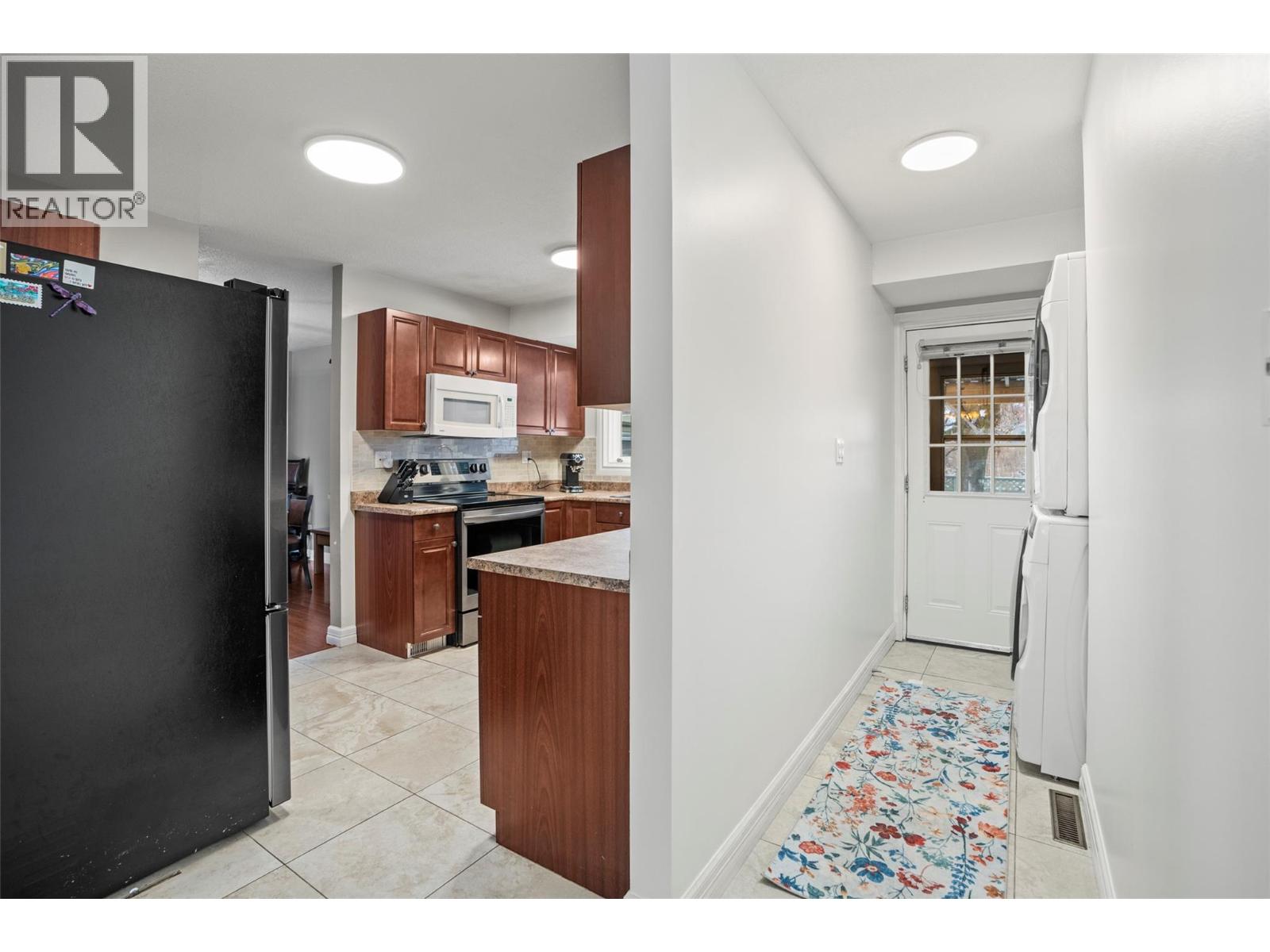 2102 41 Avenue, Vernon, British Columbia  V1T 3G8 - Photo 19 - 10370656