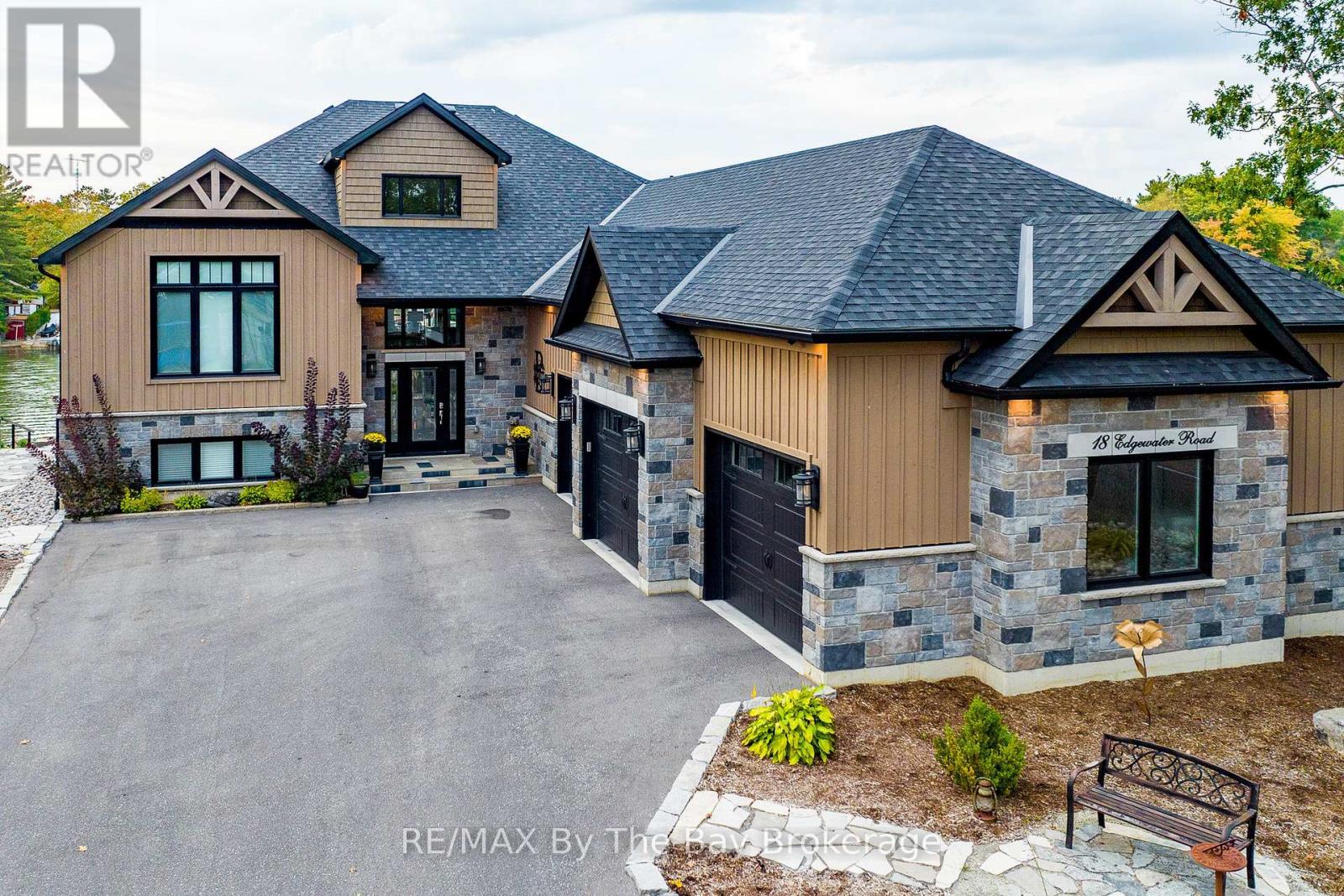 18 Edgewater Road, Wasaga Beach, Ontario  L9Z 2W3 - Photo 44 - S12400170