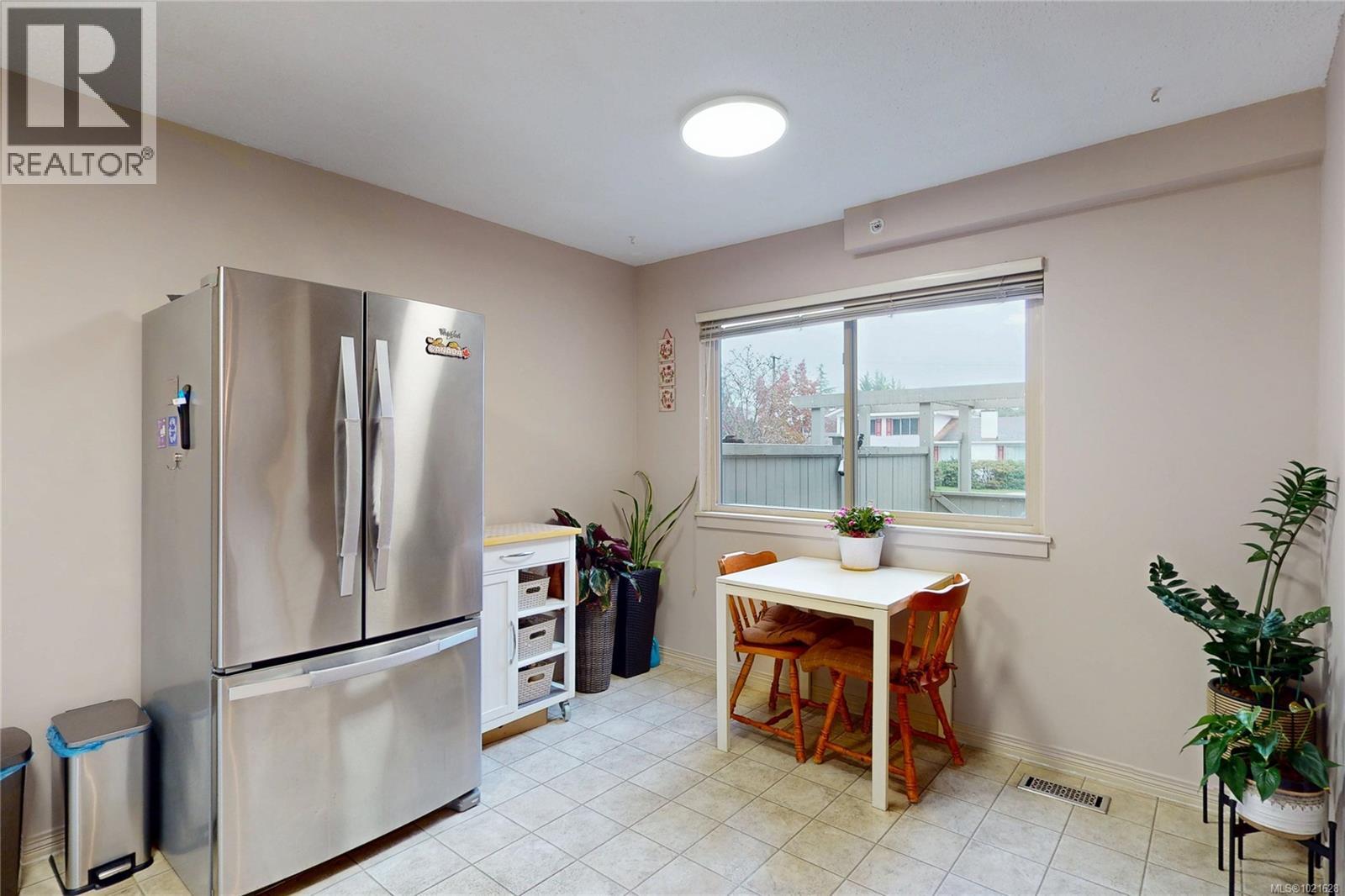 77 4061 Larchwood Dr, Saanich, British Columbia  V8V 3K4 - Photo 17 - 1021628