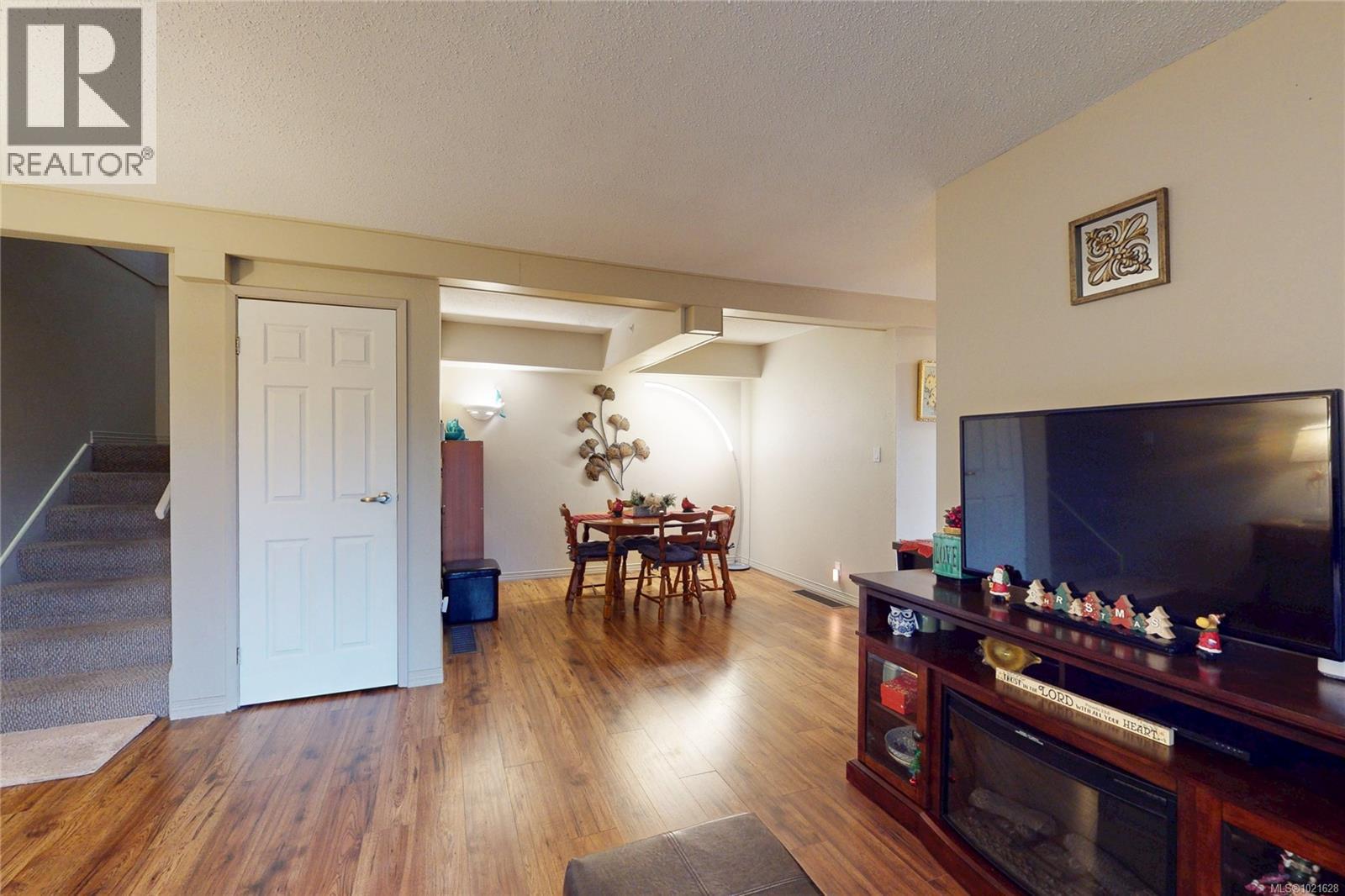 77 4061 Larchwood Dr, Saanich, British Columbia  V8V 3K4 - Photo 7 - 1021628