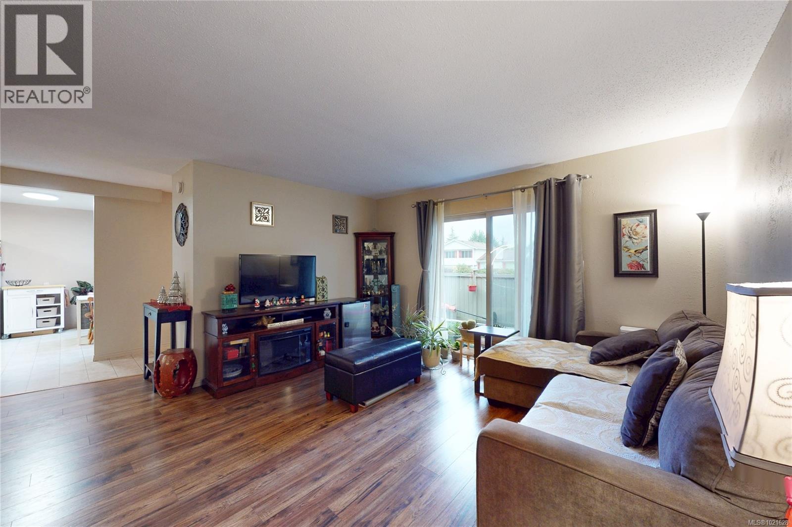 77 4061 Larchwood Dr, Saanich, British Columbia  V8V 3K4 - Photo 9 - 1021628