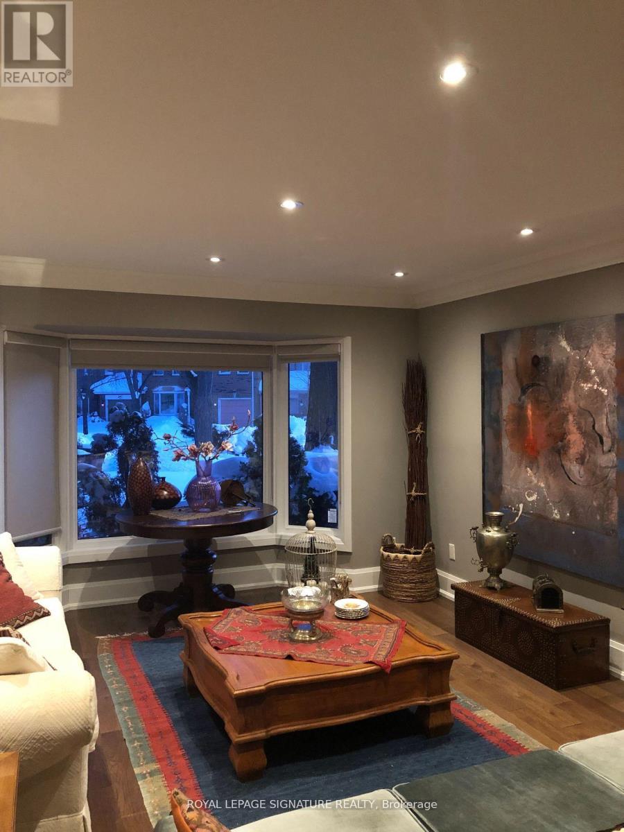 30 Chiswell Crescent, Toronto, Ontario  M2N 6E1 - Photo 5 - C12605048