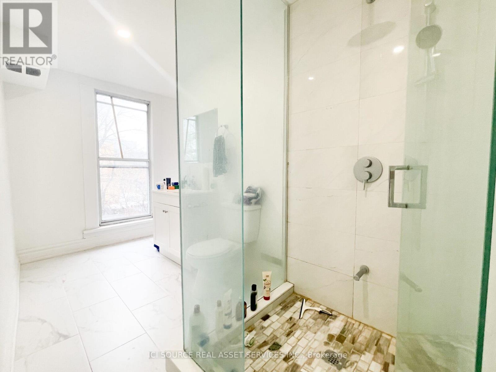 2 - 157 Huron Street, Toronto, Ontario  M5T 2B6 - Photo 9 - C12605090