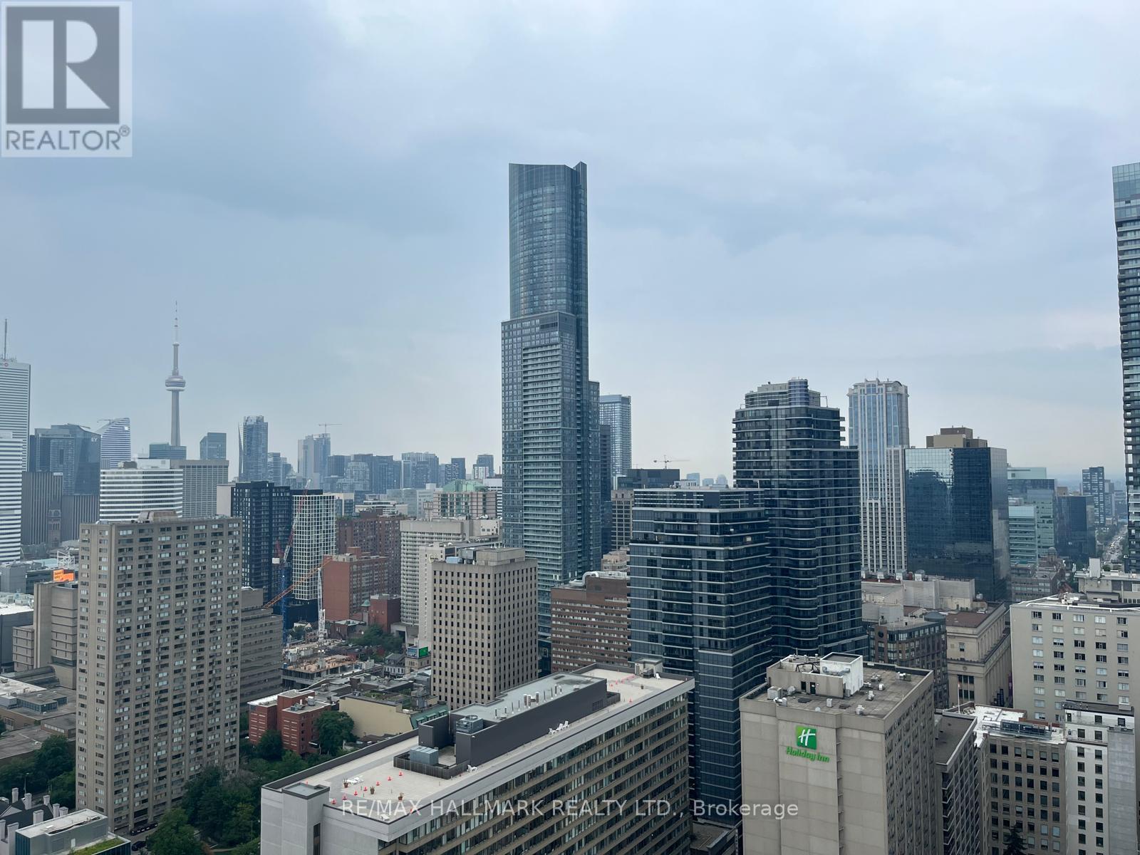 4003 - 85 Wood Street, Toronto, Ontario  M4Y 0E8 - Photo 1 - C12605130