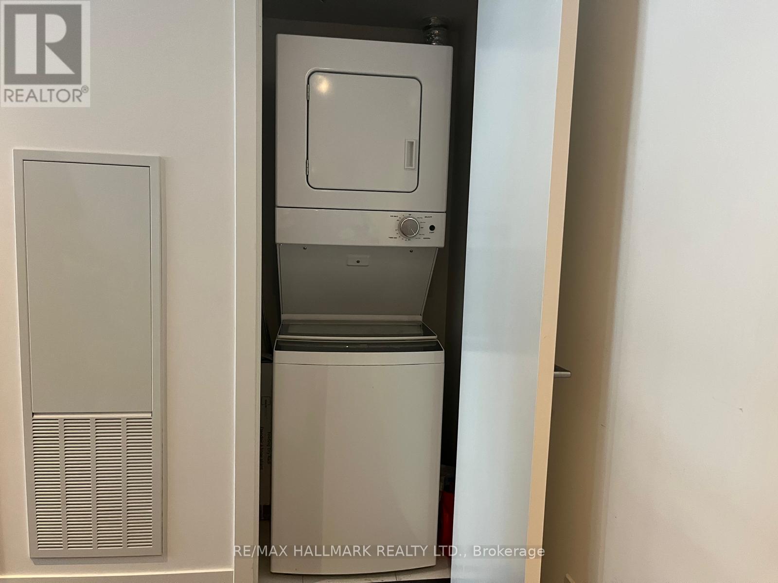 4003 - 85 Wood Street, Toronto, Ontario  M4Y 0E8 - Photo 21 - C12605130